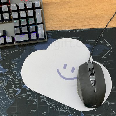 可愛雲朵造型滑鼠墊