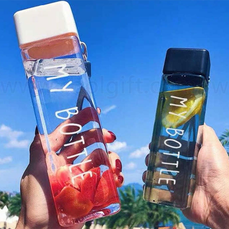 輕量方型塑膠水瓶(附提繩)