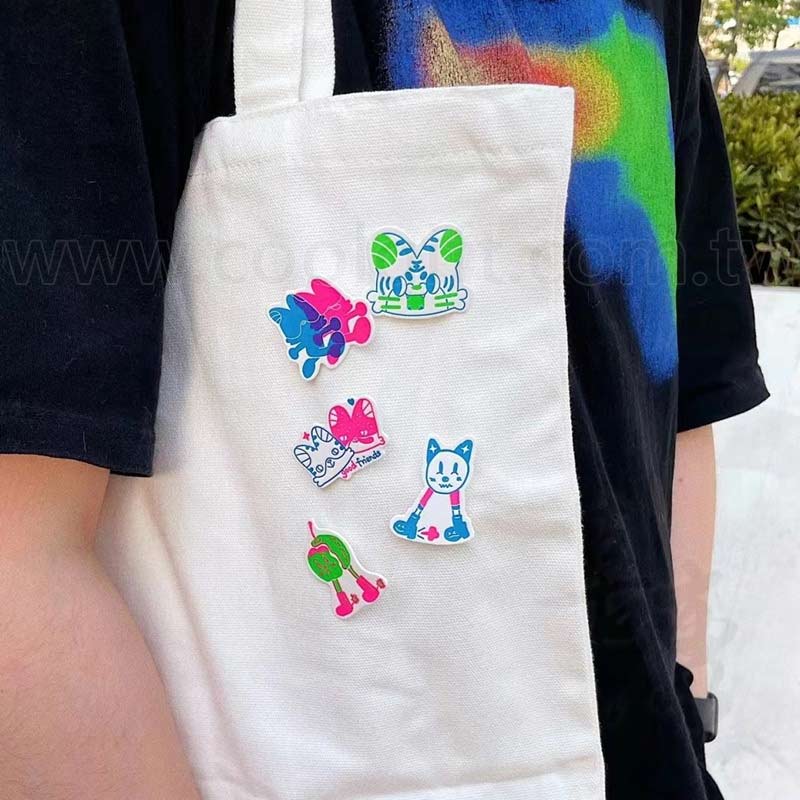 造型宣紙香片胸章